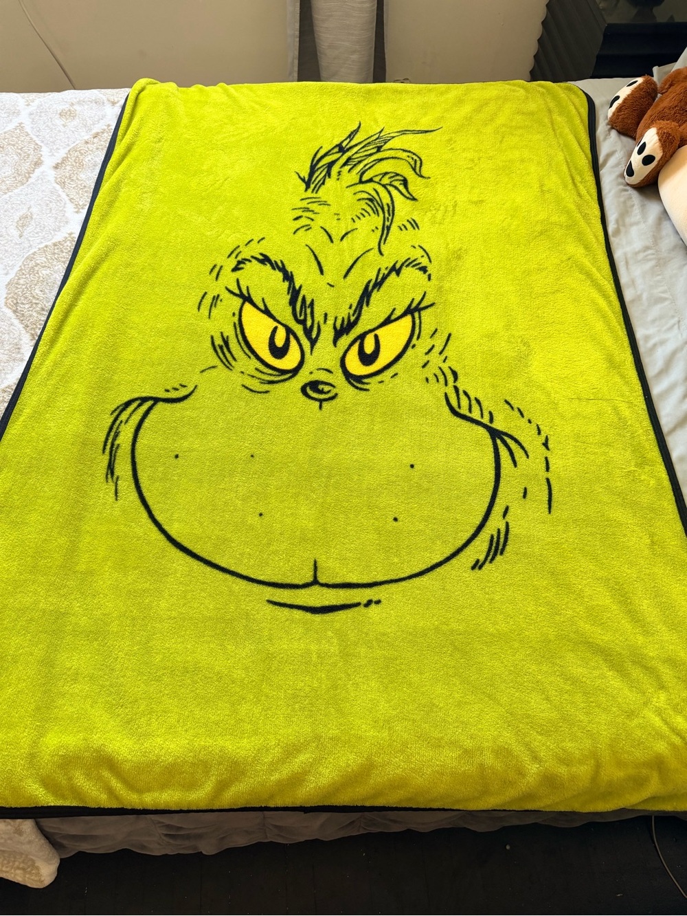 The Grinch Dr. Seuss Franco Plush Throw Blanket Green 46x60 Christmas 2024